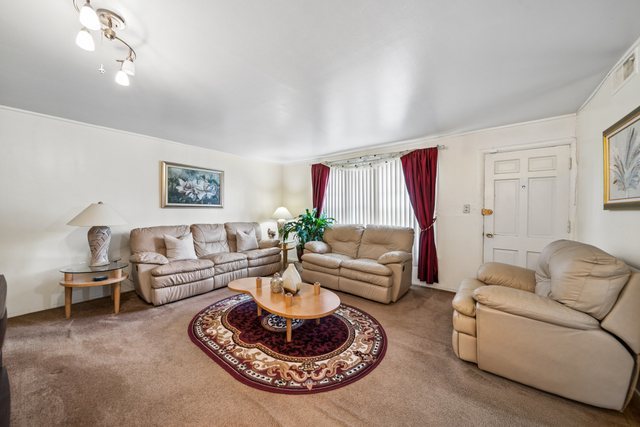 253 W 46th Street