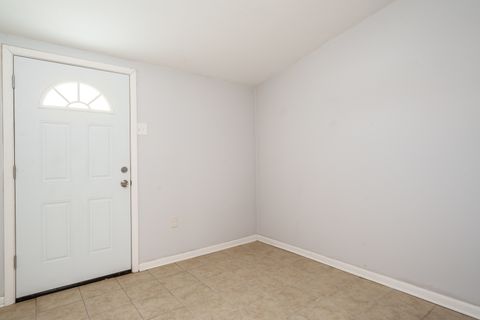 Tiny photo for 1620 PIERCE Avenue, Rockford, IL 61103 (MLS # 12530029)