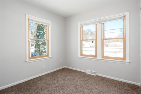 Tiny photo for 1620 PIERCE Avenue, Rockford, IL 61103 (MLS # 12530029)