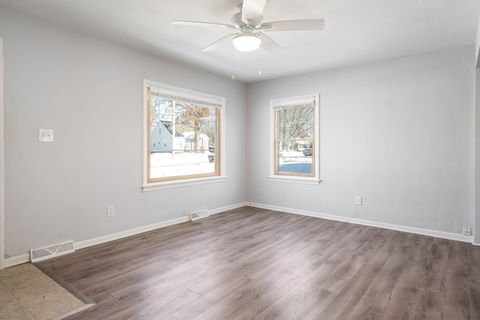 Tiny photo for 1620 PIERCE Avenue, Rockford, IL 61103 (MLS # 12530029)