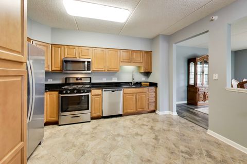 Tiny photo for 601 W Rand Road #201, Arlington Heights, IL 60004 (MLS # 12636760)