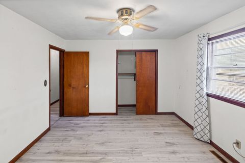 Tiny photo for 17 CRESTWOOD Lane, Centralia, IL 62801 (MLS # EB459811)
