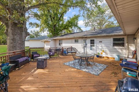 Tiny photo for 17 CRESTWOOD Drive, Centralia, IL 62801 (MLS # EB459811)