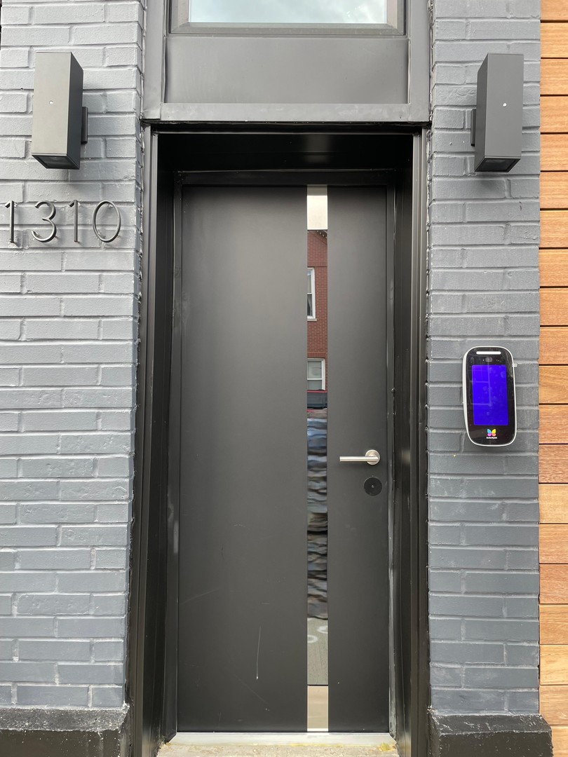 1310 W Erie Street 2