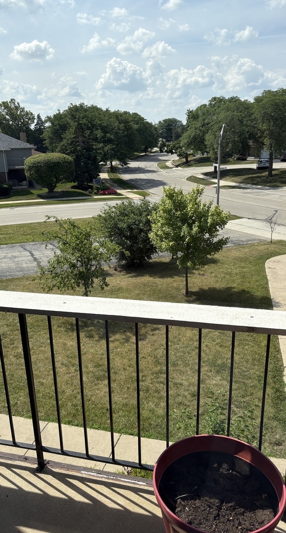 14949 Lakeview Drive 204