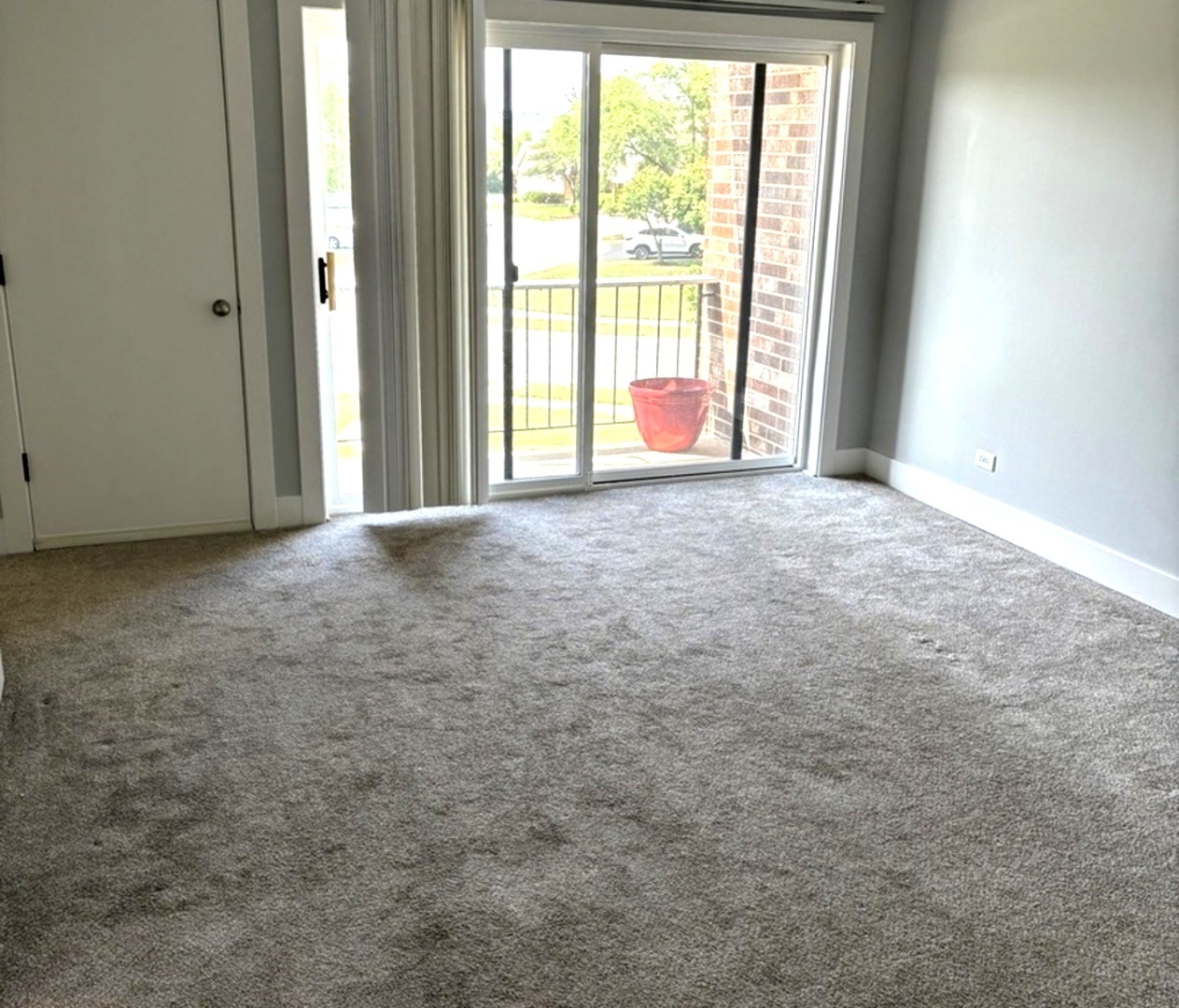 14949 Lakeview Drive 204
