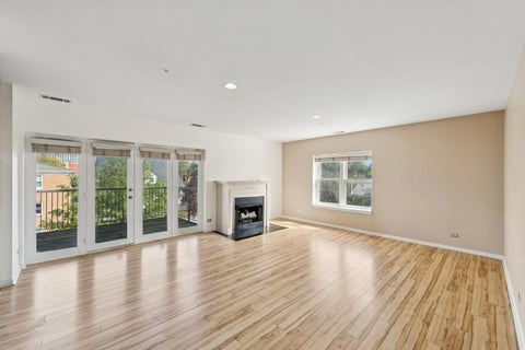 Tiny photo for 1319 CHICAGO Avenue #305, Evanston, IL 60201 (MLS # 12768929)
