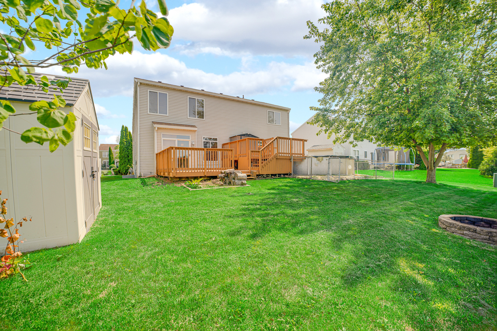 6907 Twin Falls Drive