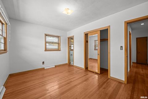 Tiny photo for 1901 W 38TH Street, Davenport, IA 25806 (MLS # QC4269910)