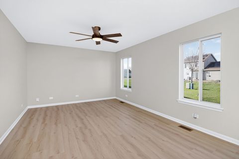 Tiny photo for 608 Hemmingsen Street, Plano, IL 60545 (MLS # 12605755)