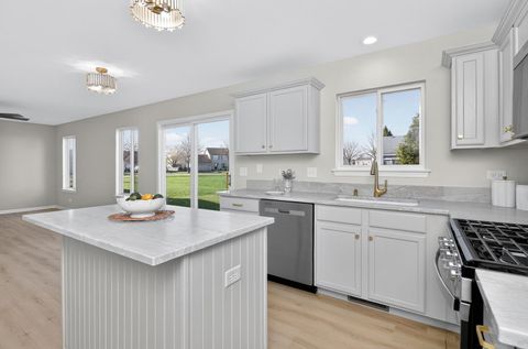 Tiny photo for 608 Hemmingsen Street, Plano, IL 60545 (MLS # 12605755)