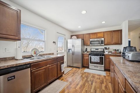 Tiny photo for 200 Egan Drive, Streamwood, IL 60107 (MLS # 12450939)