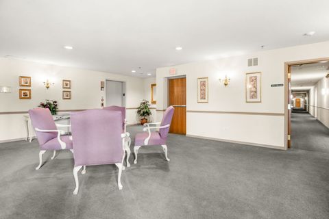 Tiny photo for 115 Hunt Club Drive #114N, St. Charles, IL 60174 (MLS # 12602106)