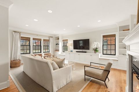 Tiny photo for 240 W Saint Charles Road, Elmhurst, IL 60126 (MLS # 12599436)