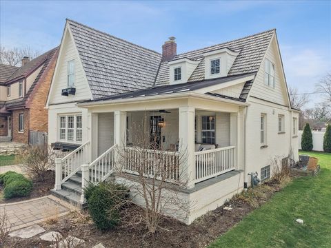 Tiny photo for 240 W Saint Charles Road, Elmhurst, IL 60126 (MLS # 12599436)