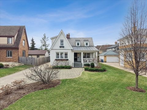 Tiny photo for 240 W Saint Charles Road, Elmhurst, IL 60126 (MLS # 12599436)