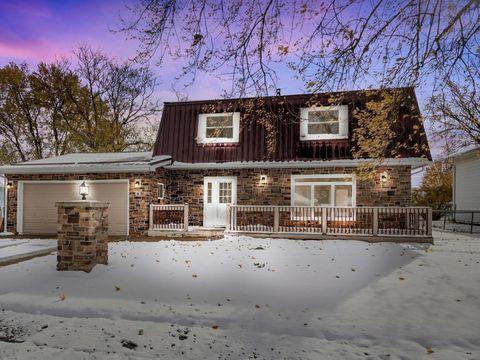 Photo of 9 Hilltop Drive, Bourbonnais, IL 60914 (MLS # 12516850)