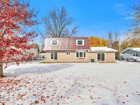 Tiny photo for 9 Hilltop Drive, Bourbonnais, IL 60914 (MLS # 12516850)