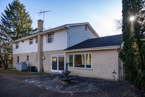 Tiny photo for 2850 Beckwith Court, Northbrook, IL 60062 (MLS # 12528881)