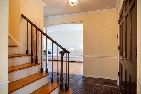 Tiny photo for 2850 Beckwith Court, Northbrook, IL 60062 (MLS # 12528881)