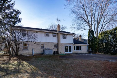 Tiny photo for 2850 Beckwith Court, Northbrook, IL 60062 (MLS # 12528881)