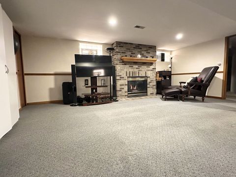 Tiny photo for 7733 S Sawyer Avenue, Chicago, IL 60652 (MLS # 12594392)