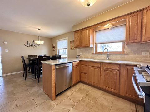 Tiny photo for 7733 S Sawyer Avenue, Chicago, IL 60652 (MLS # 12594392)