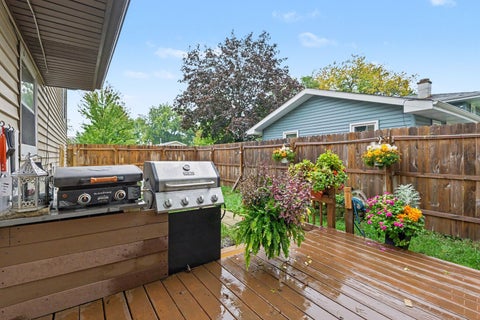 Tiny photo for 430 E Morse Avenue, Bartlett, IL 60103 (MLS # 12773488)