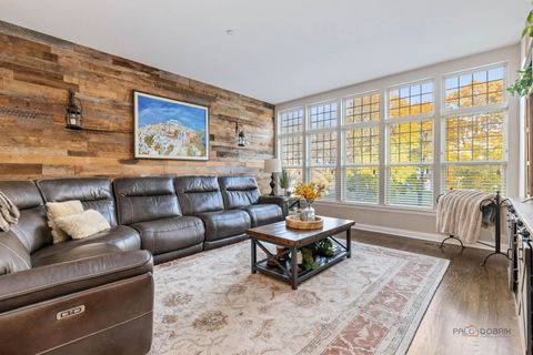 Tiny photo for 616 Parkside Court, Libertyville, IL 60048 (MLS # 12505462)