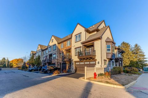 Tiny photo for 616 Parkside Court, Libertyville, IL 60048 (MLS # 12505462)