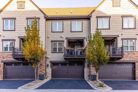 Tiny photo for 616 Parkside Court, Libertyville, IL 60048 (MLS # 12505462)