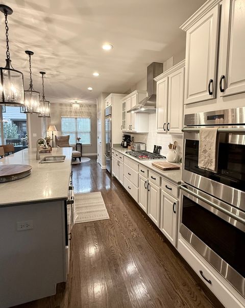 Tiny photo for 616 Parkside Court, Libertyville, IL 60048 (MLS # 12505462)