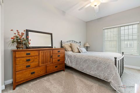 Tiny photo for 616 Parkside Court, Libertyville, IL 60048 (MLS # 12505462)