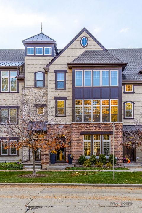 Tiny photo for 616 Parkside Court, Libertyville, IL 60048 (MLS # 12505462)