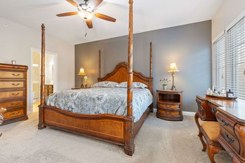 Tiny photo for 616 Parkside Court, Libertyville, IL 60048 (MLS # 12505462)