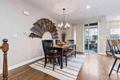 Tiny photo for 616 Parkside Court, Libertyville, IL 60048 (MLS # 12505462)