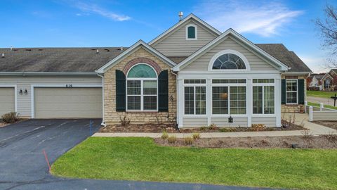 Photo of 619 Schumann Street, Woodstock, IL 60098 (MLS # 12519283)