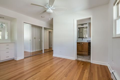Tiny photo for 128 S Linden Avenue, Elmhurst, IL 60126 (MLS # 12448538)