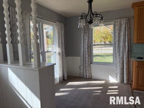 Tiny photo for 1106 AIRPORT Road, Mt Vernon, IL 62864 (MLS # EB460433)