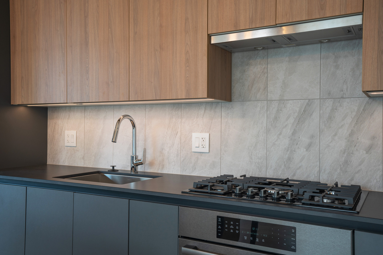 234 W Polk Street 2402