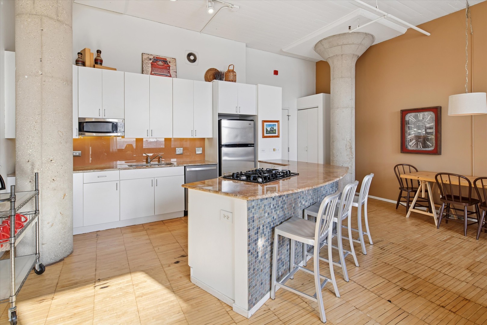 728 W Jackson Boulevard 1011