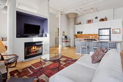 Tiny photo for 728 W Jackson Boulevard #1011, Chicago, IL 60661 (MLS # 12556004)