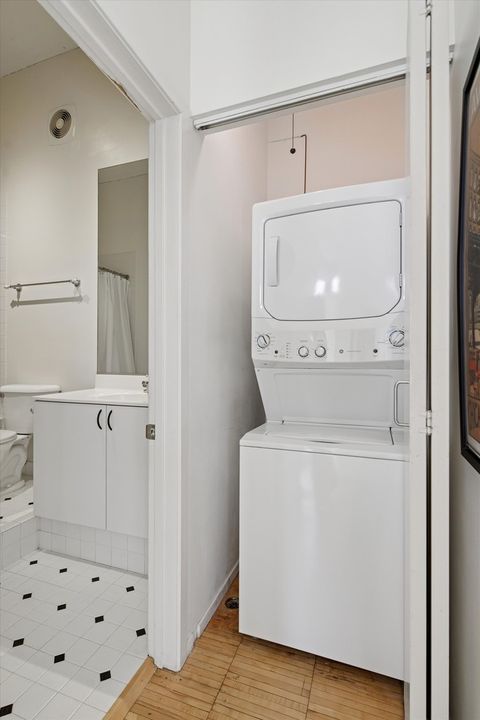 Tiny photo for 728 W Jackson Boulevard #1011, Chicago, IL 60661 (MLS # 12556004)