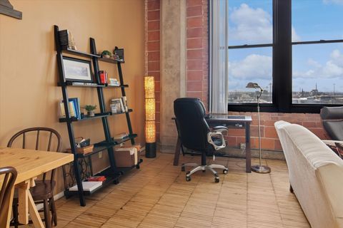 Tiny photo for 728 W Jackson Boulevard #1011, Chicago, IL 60661 (MLS # 12556004)