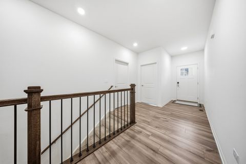 Tiny photo for 16014 S Crossing Drive, Plainfield, IL 60586 (MLS # 12522760)