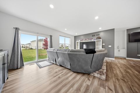 Tiny photo for 16014 S Crossing Drive, Plainfield, IL 60586 (MLS # 12522760)