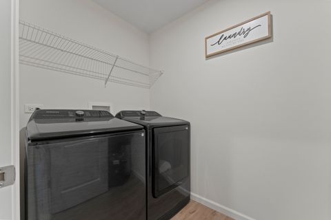 Tiny photo for 1017 Kessler Drive, Mundelein, IL 60060 (MLS # 12617437)