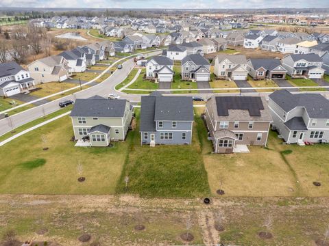 Tiny photo for 1017 Kessler Drive, Mundelein, IL 60060 (MLS # 12617437)