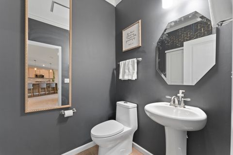 Tiny photo for 1017 Kessler Drive, Mundelein, IL 60060 (MLS # 12617437)