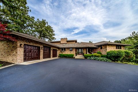 Photo of 7 Bell Oak Lane, Lemont, IL 60439 (MLS # 12462205)